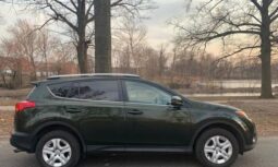 TOYOTA RAV4 2013 Green