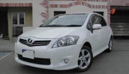 TOYOTA AURIS 2010 White