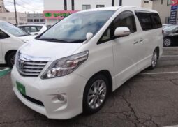 TOYOTA ALPHARD 2010 White