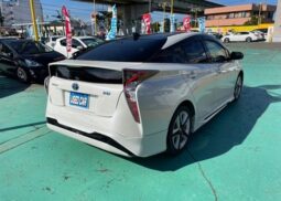 TOYOTA PRIUS S 2018 SILVER M