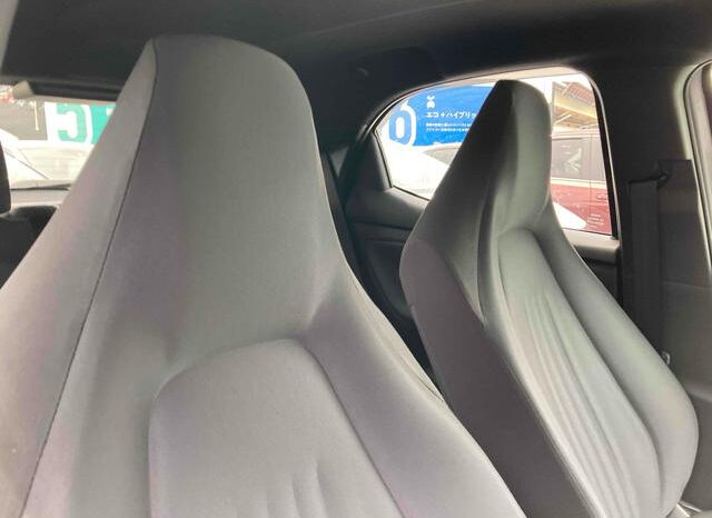 
								TOYOTA YARIS 2023 SILVER full									