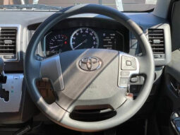 
										TOYOTA HIACE 2021 PEARL WHITE full									