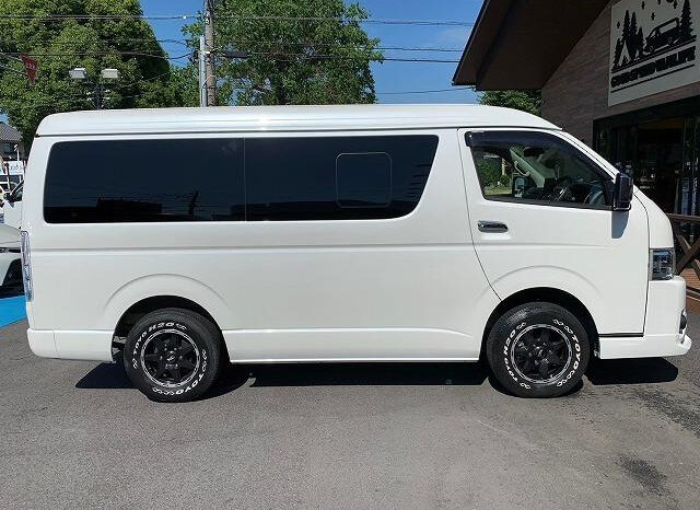 
								TOYOTA HIACE 2021 PEARL WHITE full									