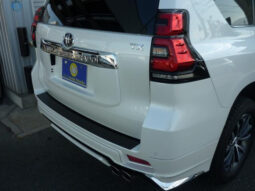
										TOYOTA LAND CRUISER PRADO 2020 PEARL WHITE full									