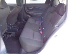 
										TOYOTA VITZ 2020 WHITE M full									