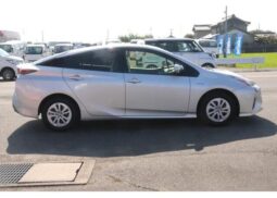 TOYOTA PRIUS S SILVER M 2018