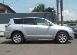 TOYOTA VANGUARD 2008 Silver