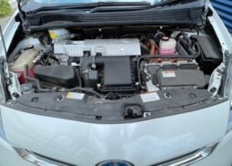 
										TOYOTA PRIUS PHV 2015 PEARL WHITE full									
