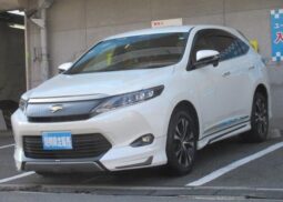 TOYOTA Harrier 2015 white