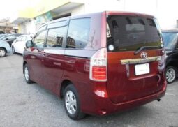
										TOYOTA NOAH 2009 REDWINE full									