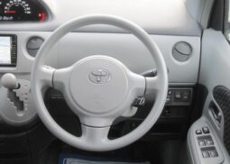 
										TOYOTA SIENTA 2009 full									
