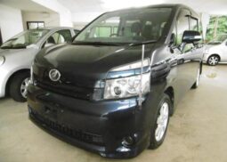 TOYOTA VOXY 2009 Black