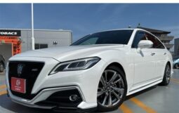 TOYOTA CROWN 2022 WHITE M
