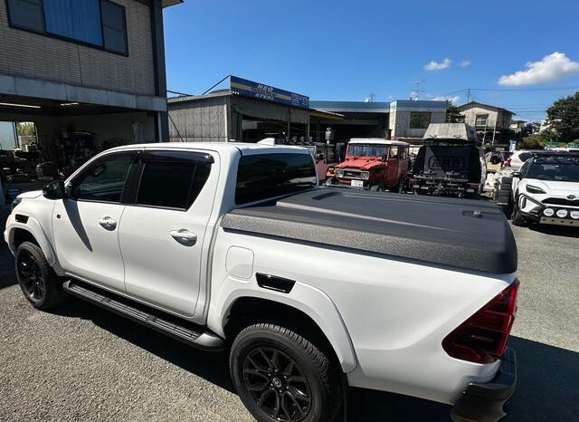 
								TOYOTA HILUX 2022 PEARL WHITE full									