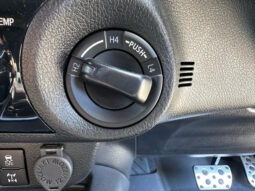 
										TOYOTA HILUX 2022 PEARL WHITE full									