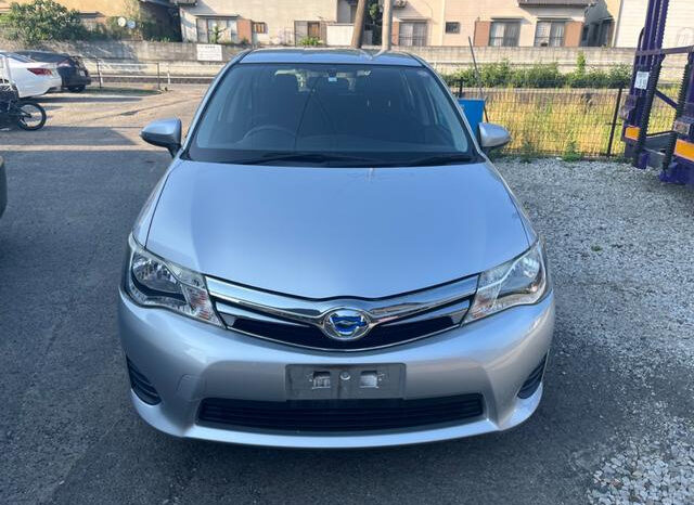 
								TOYOTA COROLLA FIELDER 2014 SILVER full									