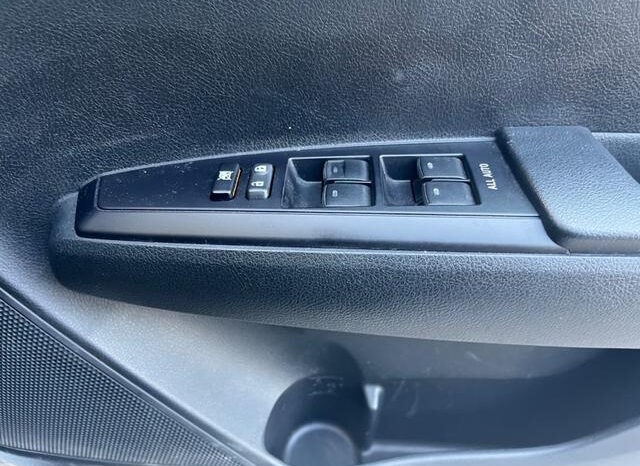 
								TOYOTA COROLLA FIELDER 2014 SILVER full									
