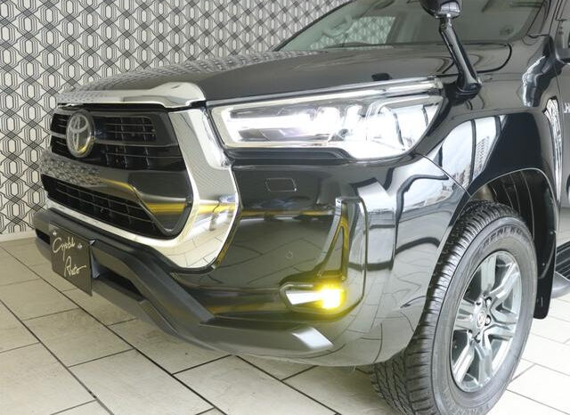 
								TOYOTA HILUX 2022 BLACK full									