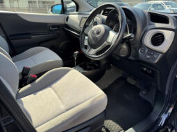 
										TOYOTA VITZ 2011 BLACK M full									