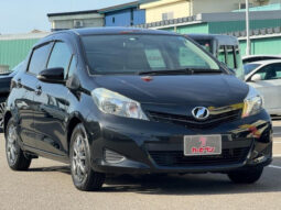 TOYOTA VITZ 2011 BLACK M