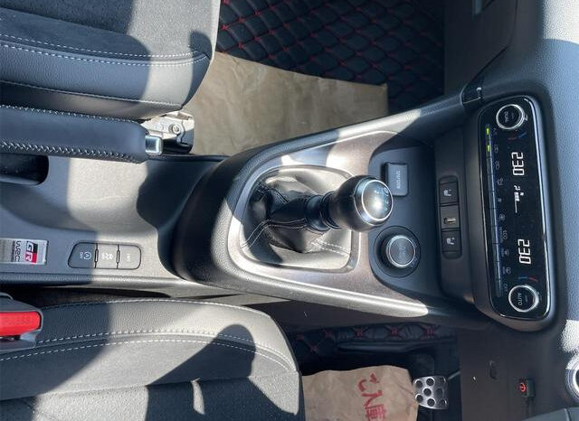 
								TOYOTA GR YARIS 2023 PEARL WHITE full									