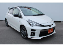 TOYOTA VITZ 2017 PEARL