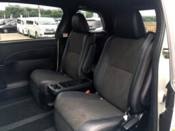 
										TOYOTA ESTIMA HYBRID 2017 PEARL WHITE full									