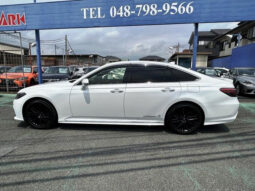 TOYOTA CROWN 2022 PEARL WHITE