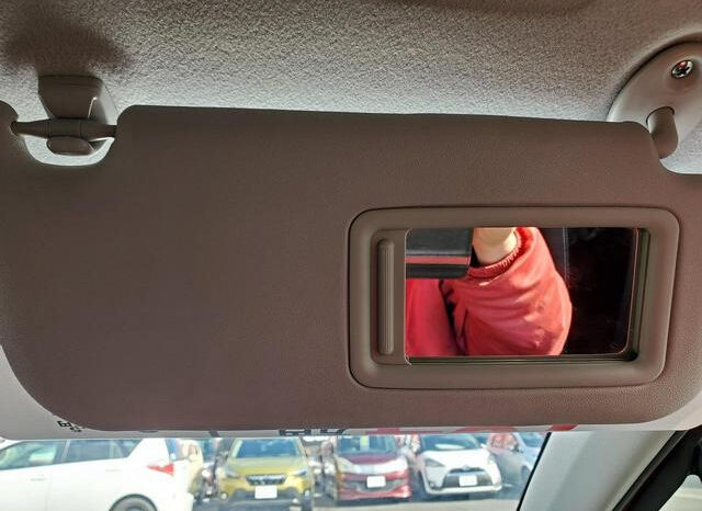 
								TOYOTA VITZ 2019 RED M full									