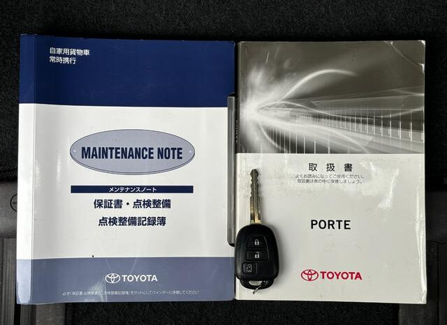 
								TOYOTA PORTE 2017 SILVER full									