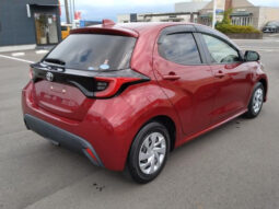 
										TOYOTA YARIS 2020 RED full									