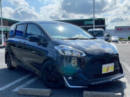 TOYOTA SIENTA 2022 BLACK