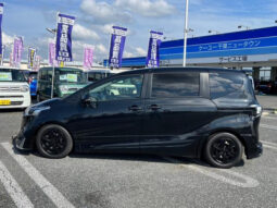 TOYOTA SIENTA 2022 BLACK