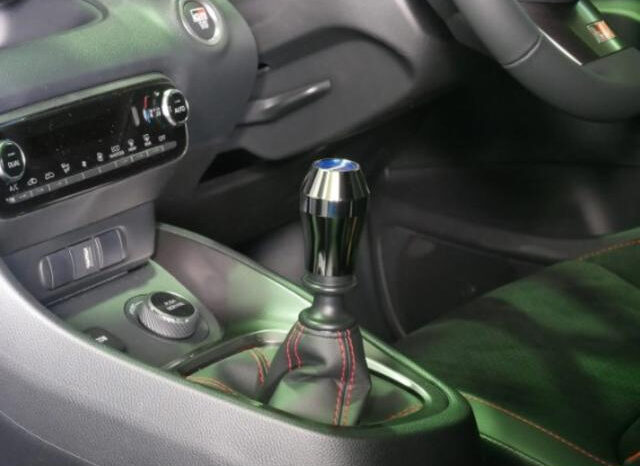 
								TOYOTA GR YARIS 2023 PEARL full									
