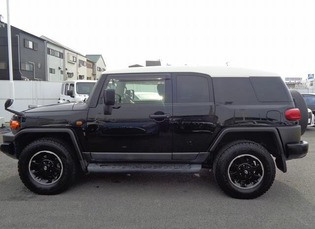 
								TOYOTA FJ CRUISER 2016 BLACK II full									