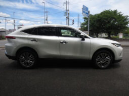 TOYOTA HARRIER 2021 PEARL WHITE