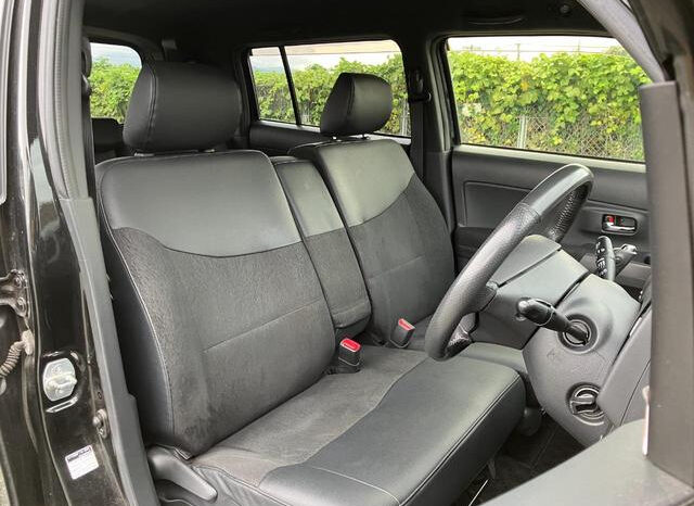 
								TOYOTA BB 2016 BLACK full									