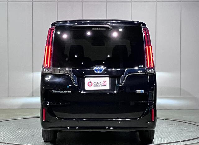 
								TOYOTA ESQUIRE 2021 BLACK full									