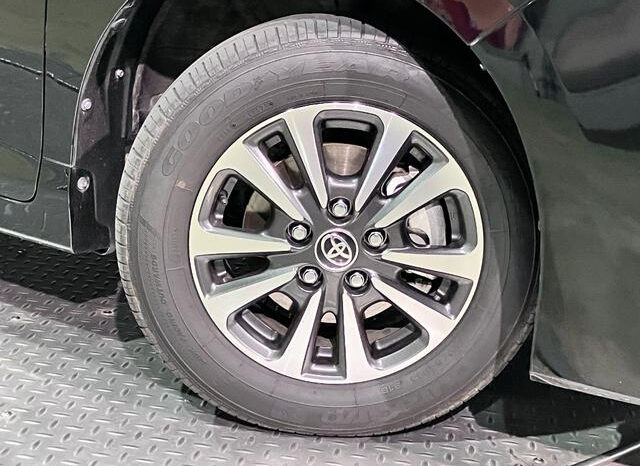 
								TOYOTA ESQUIRE 2021 BLACK full									