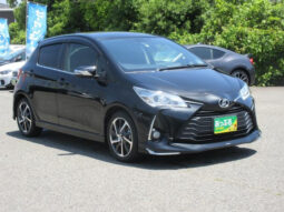 TOYOTA VITZ 2017 BLACK