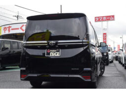 
										TOYOTA VOXY 2024 BLACK full									