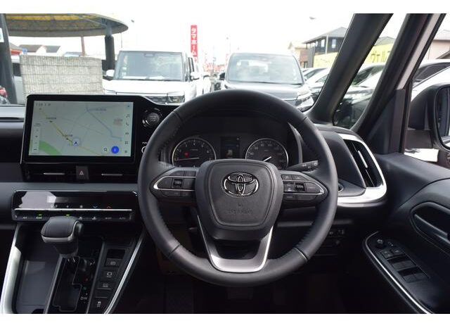 
								TOYOTA VOXY 2024 BLACK full									