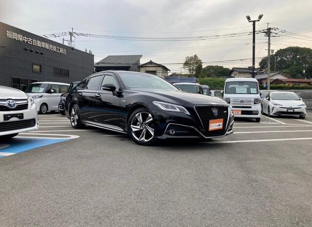 
								TOYOTA CROWN 2019 BLACK full									