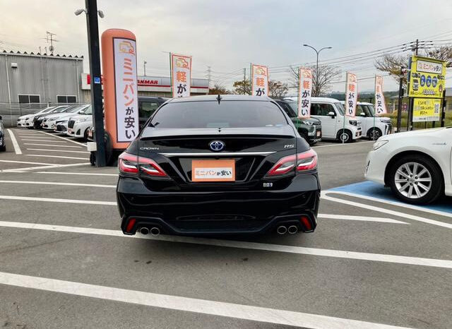 
								TOYOTA CROWN 2019 BLACK full									