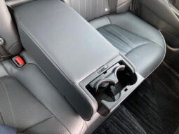 
										TOYOTA CROWN 2019 BLACK full									