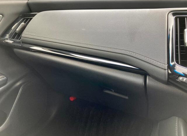 
								TOYOTA CROWN 2019 BLACK full									