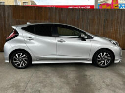 
										TOYOTA AQUA 2021 SILVER M full									
