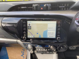 
										TOYOTA HILUX 2023 BLACK full									