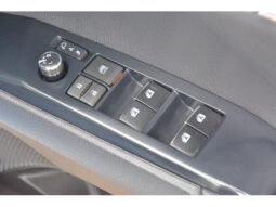 
										TOYOTA CAMRY 2018 PEARL full									
