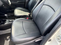 
										TOYOTA VITZ 2013 PEARL WHITE full									